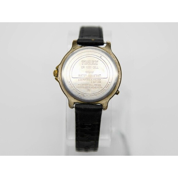 Ladies VTG Timex Divers Style Silver Tone Brown Leather Band Watch New Battery - Picture 4 of 4